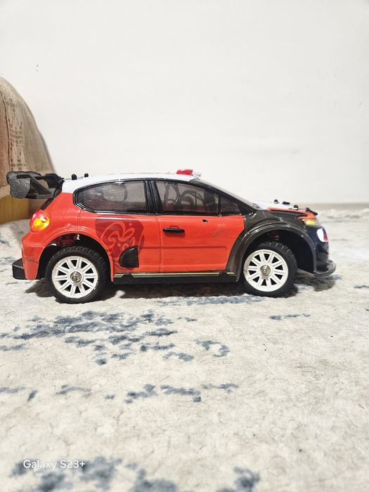 Vând automodel MJX 14303 Hyper Go (Brushless, 1:14), complet funcțional pe partea tehnică (motor și electronică 10/10).