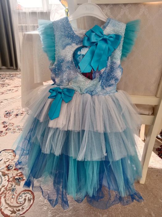 Прокат платьев .