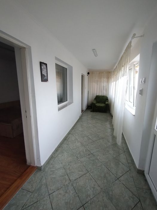 Închiriez apartament