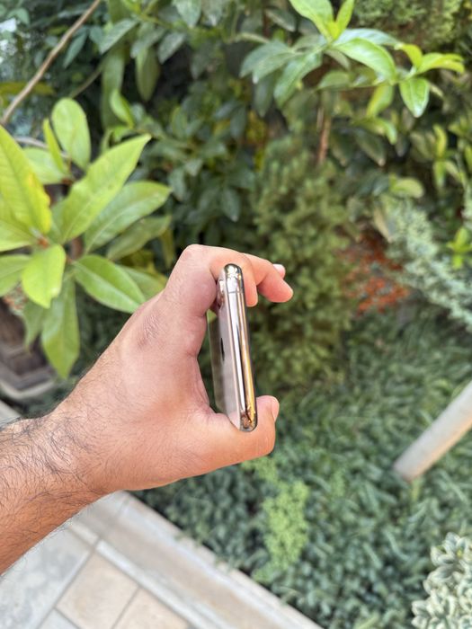 Iphone xs ayfon xs 64gb GOLD sotiladi tel ideal aybi yo face ishlidi
