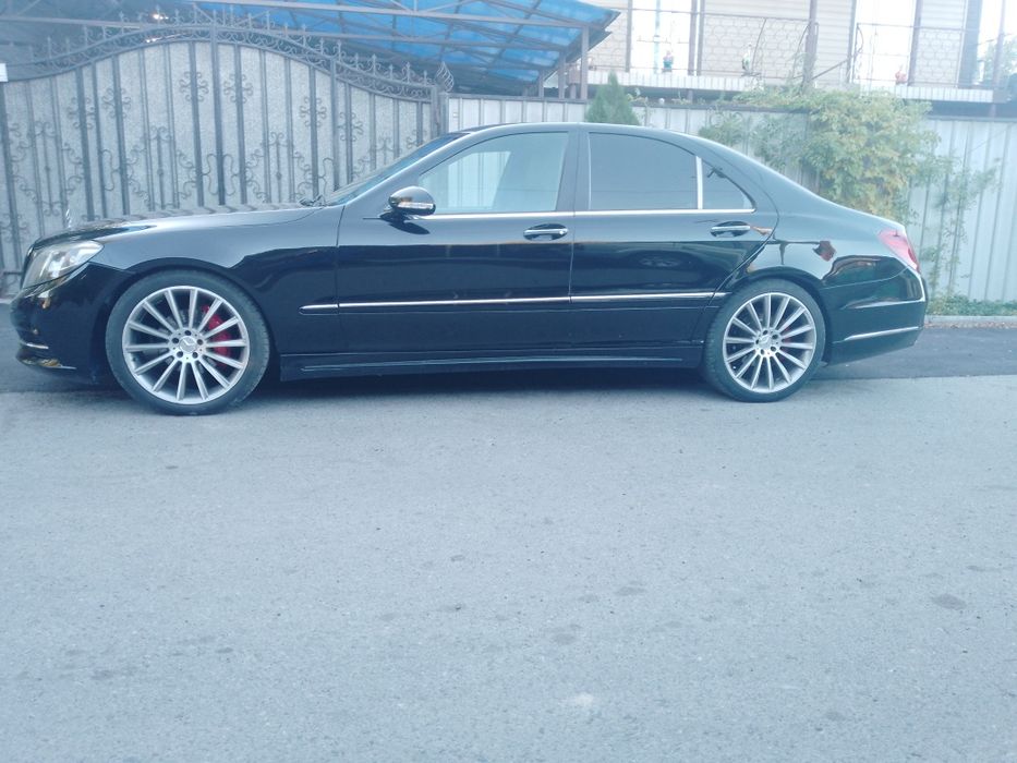 Mercedes Benz S320