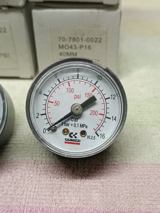 Camozzi,редуцир вентили и манометри