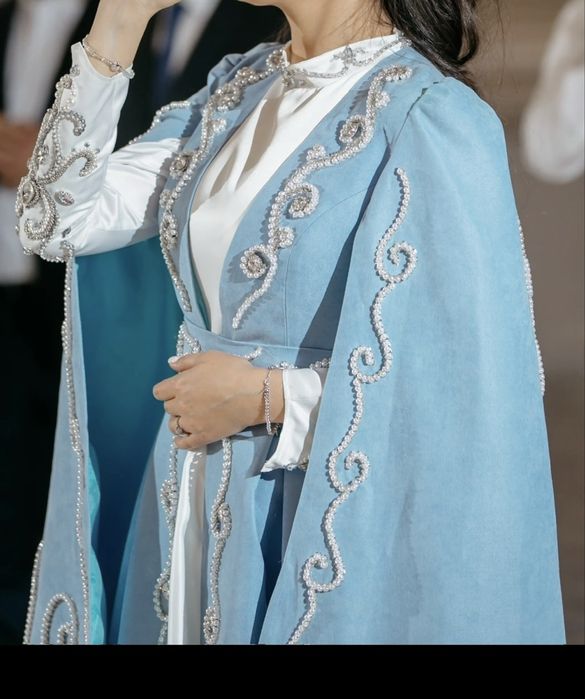 Продаю платье в национальном стиле