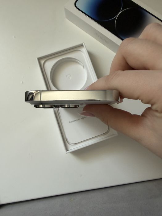 IPhone 14 pro Silver 256 гб.