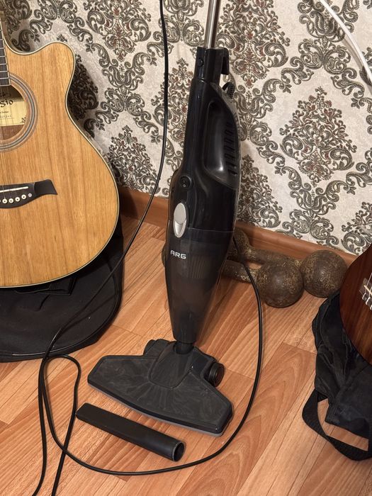 Продам пылесос ARG