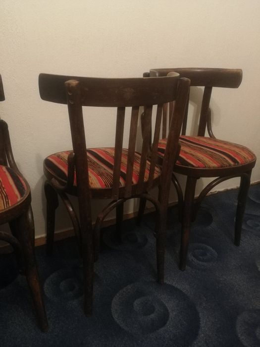 Столове Виенски - много стари