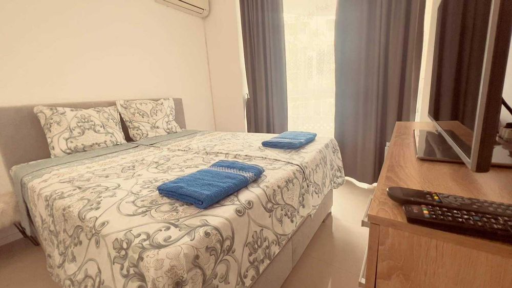 Дава се под наем Двустаен апартамент в Бургас, Сарафово - 85 кв.м за 400 € - Снимка #1