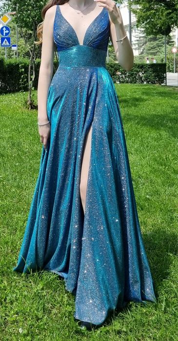 Бална рокля от абитуриентски бал 2024г.