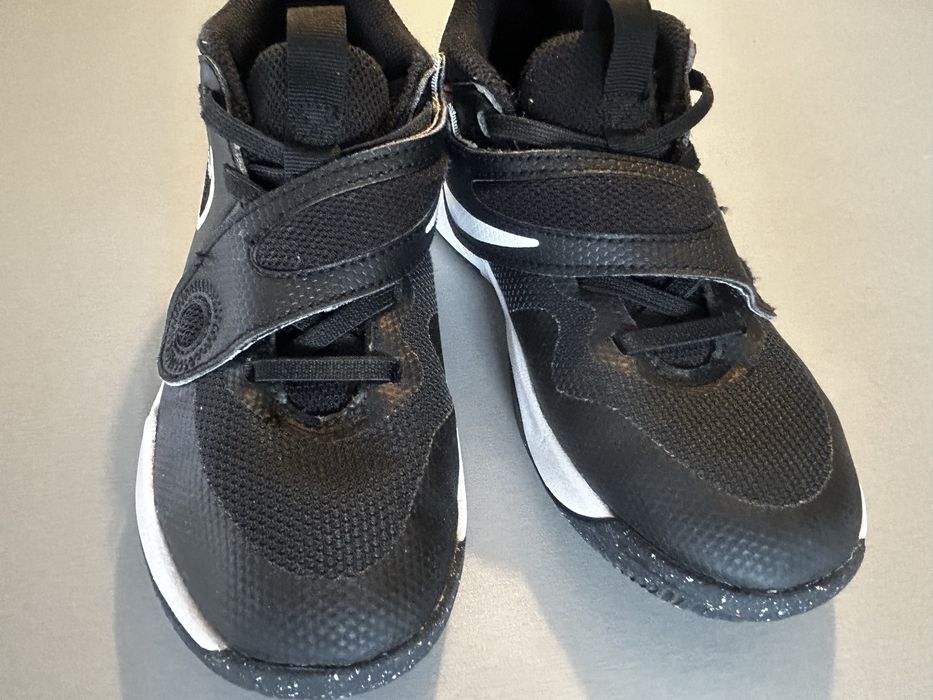 Маратонки Nike 30 номер