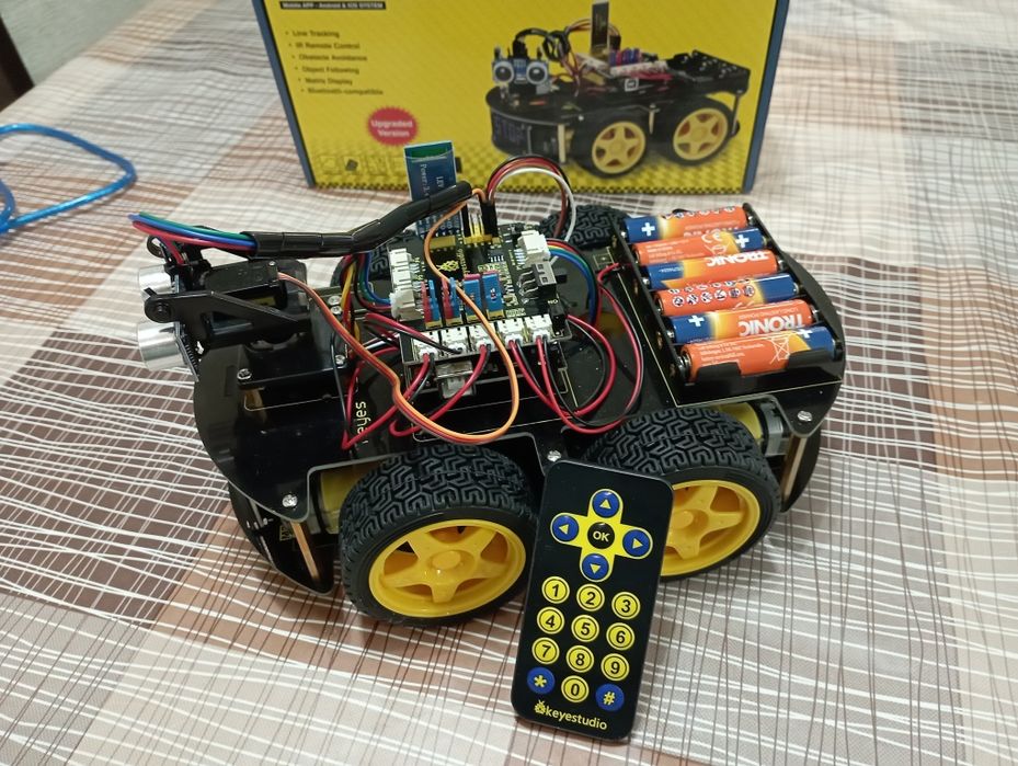 Продавам Мултифункционален комплект за кола 4WD BT V2.0, KS0559