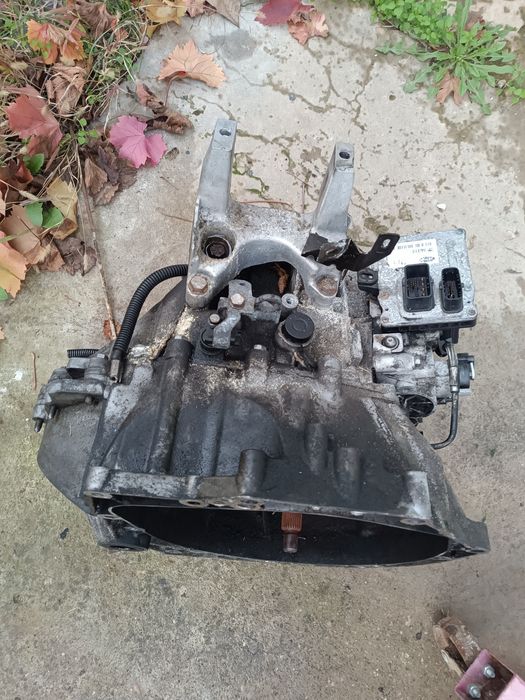 Роботизирана кутия Пежо 508