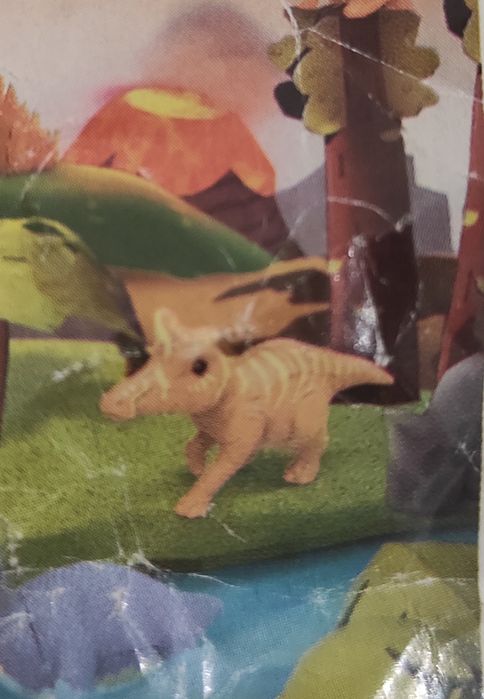 Киндер динозавры