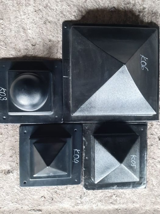 Matrite garduri, stalpi, capete