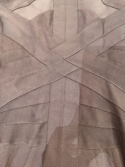Культовое Платье Herve Leger,