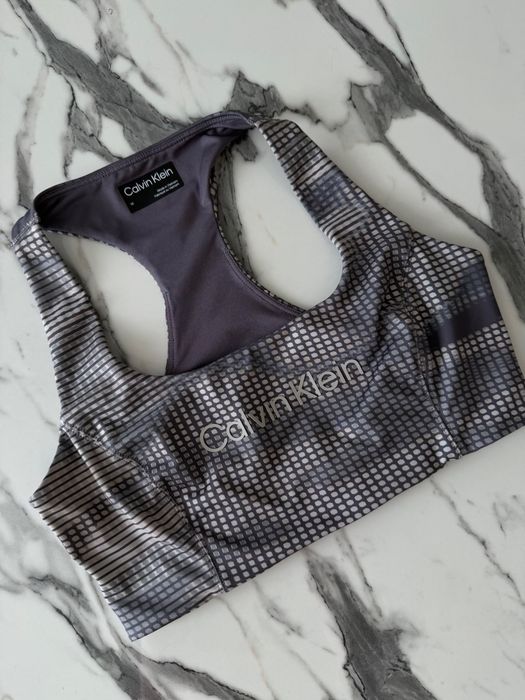 Спортен сутиен Calvin Klein