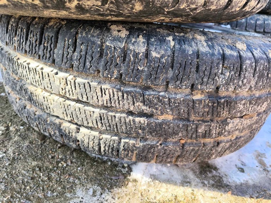 Бусови гуми с джанти