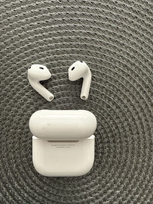 Casti  AirPods 4