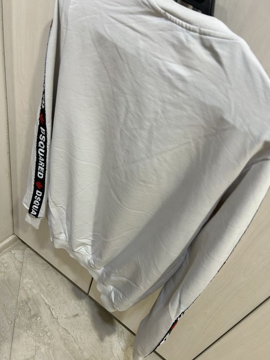 Блуза DSQ2 топ състояние !