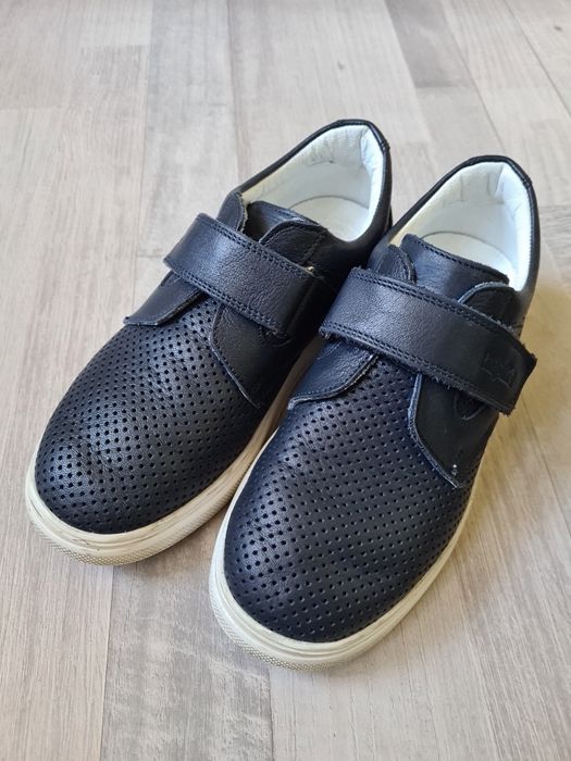 Туфли школьные Kapika 33 р
