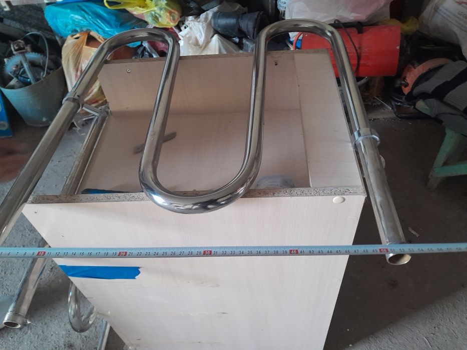 Продам полотенцесушитель 2 шт