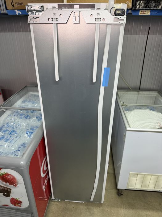 Miele хладилник с вътр.камера мостра А++ No frost Germany Гаранция