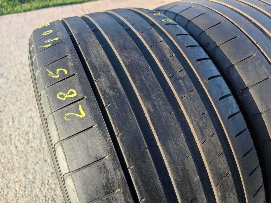 SET 4 Anvelope Vara 285/40 R22 + 325/35 R22 YOKOHAMA Advan Sport V107 MO1 - ZR (Mercedes GLE Original)