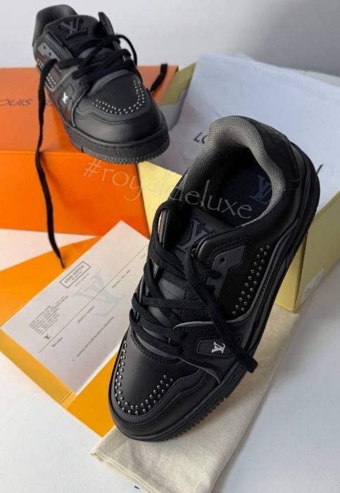 Louis vuiton din piele 100%