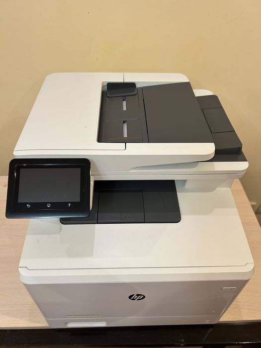 Принтер лазерный Hp