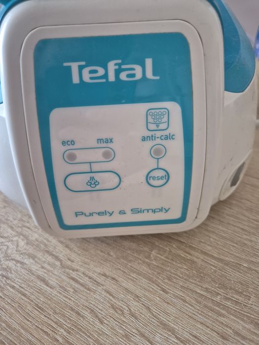 Stație de calcat tefal