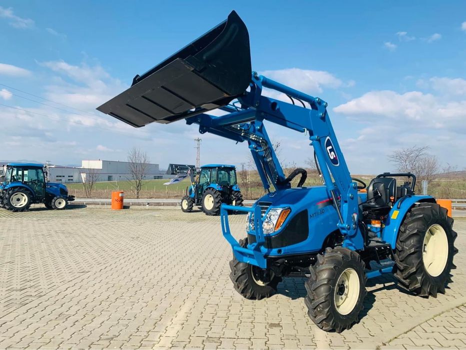 Трактор LS MT 3.50 + LS челен товарач  /50 к.с/
