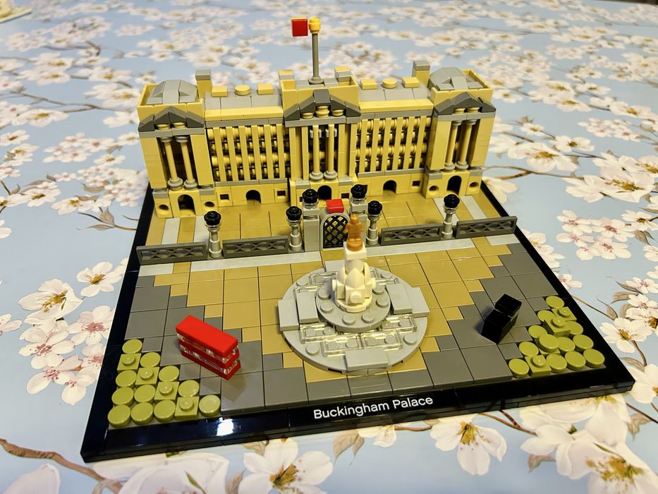 LEGO Architecture Букингемский дворец 21029 (оригинал)