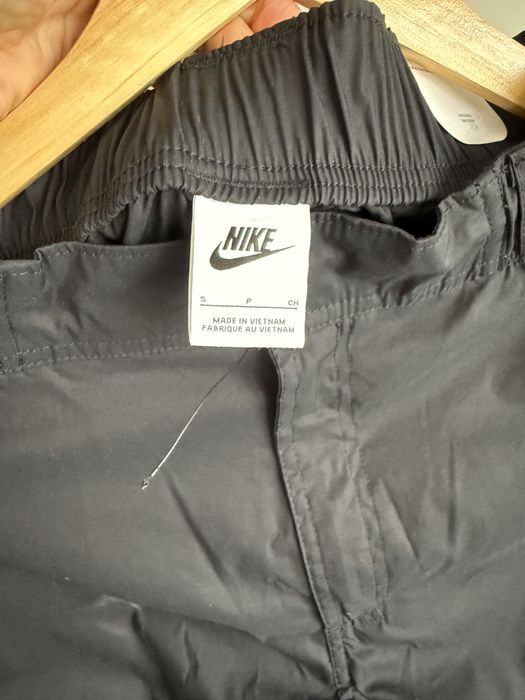 Pantaloni femei Nike marime S noi, cu eticheta