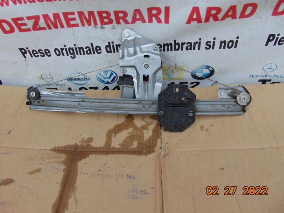 Macara dreapta fata Dacia Logan 2 MCV 2 2012-2019
