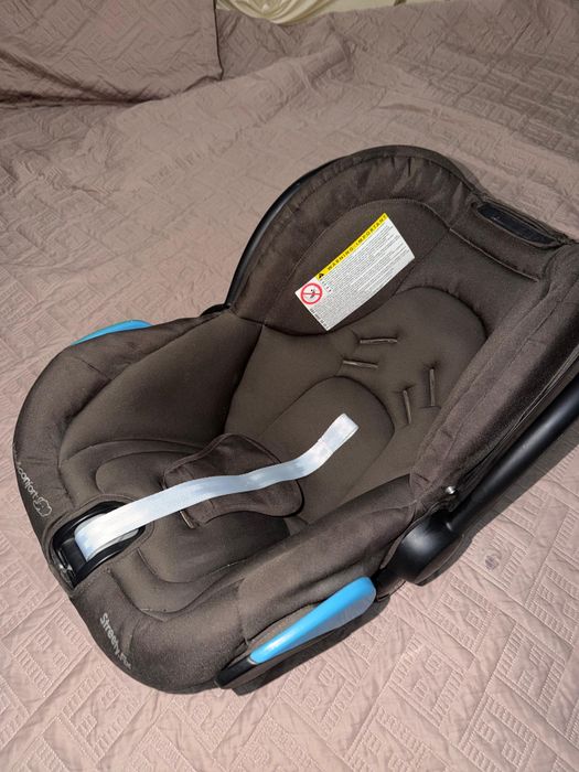 Продам коляску в хорошем состояние