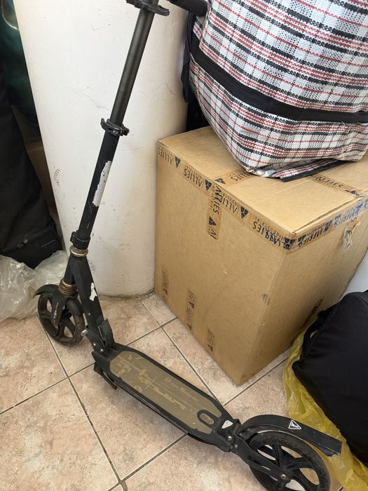 Продам самокат железный