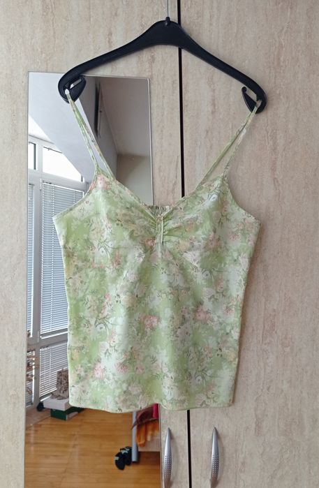 Стилен костюм от 100% лен, нов, размер L, цена 23 евро/45 лв