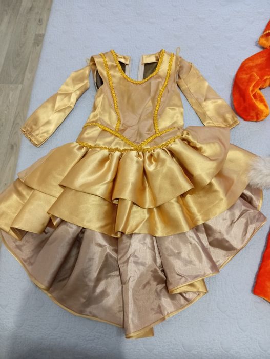 Продам новогодние костюмы