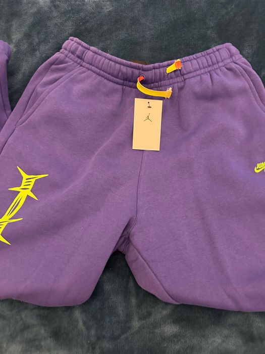 Чисто нов мъжки анцунг Nike