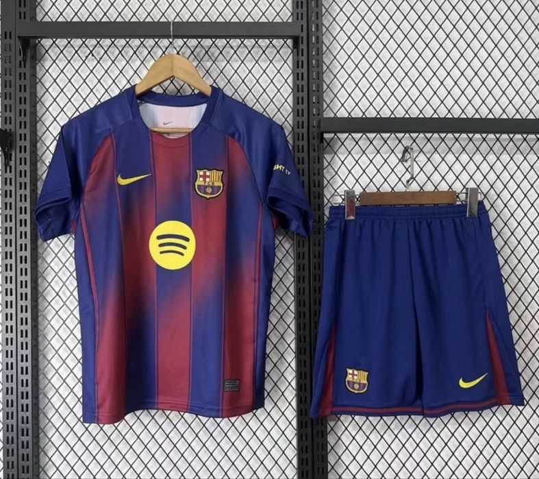 Echipament fotbal copii ( tricou + pantaloni) , Barcelona 2025/2026