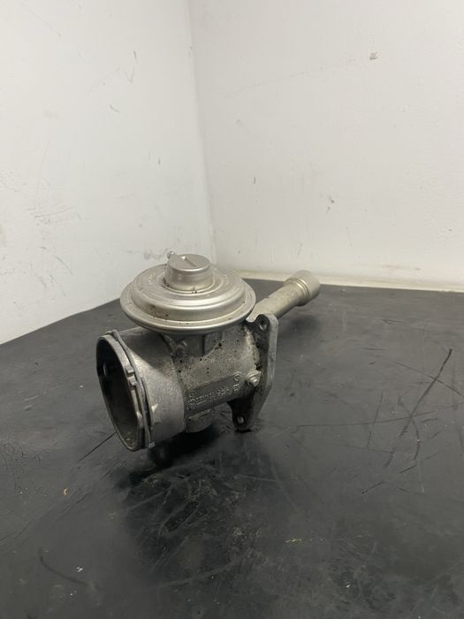 Egr Mercedes ML W163 2.7 CDI ML270 A6110900754 E class W211 E270cdi