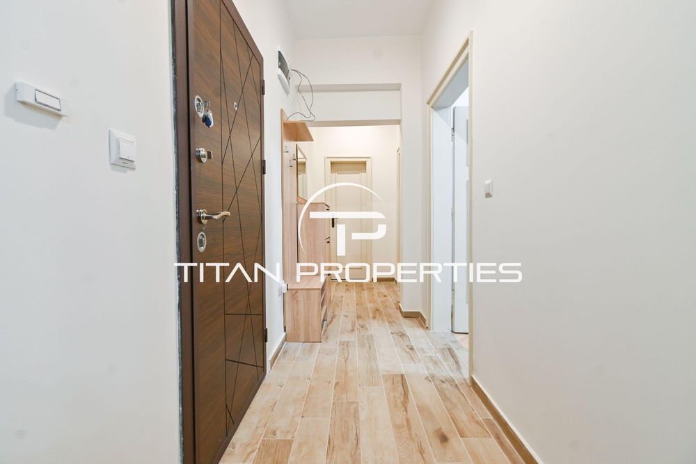 Дава се под наем Двустаен апартамент в София, Център - 68 кв.м за 897.6 € - Снимка #13