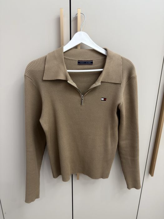 Полузамок под Tommy Hilfiger