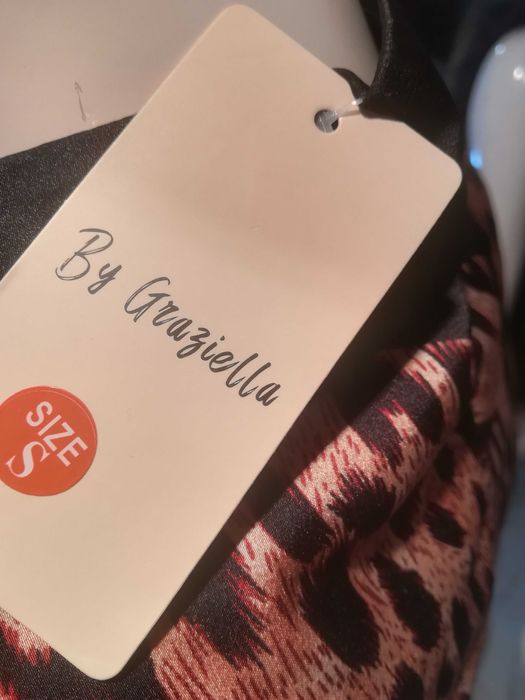 Rochie By Graziella nouă