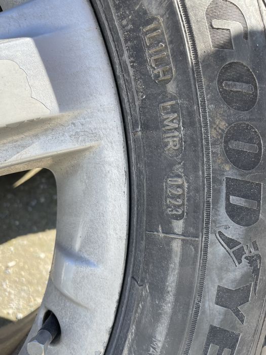 Джанти за МЛ с гуми 255 50 19 Good Year