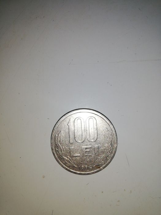 Monedă de 100 de lei