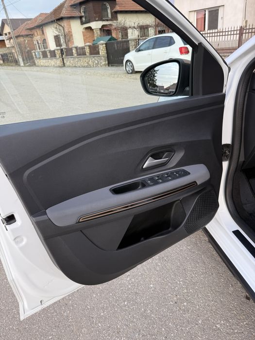 Dacia Jogger EXTREME 1.0TCE + LPG / 8000km