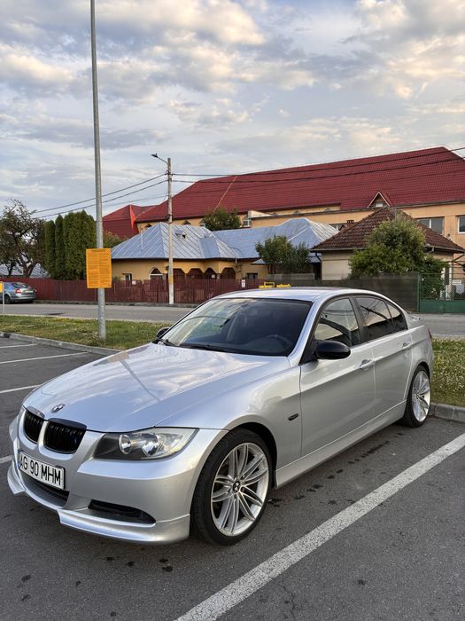 Bmw Seria 3  e90 320i