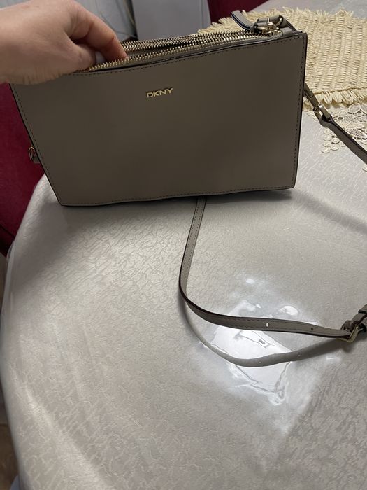 Geanta Dkny noua superba