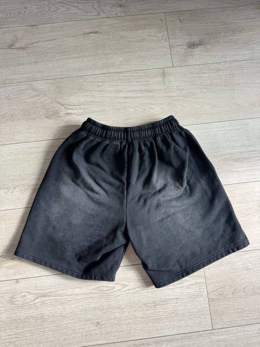 Pantaloni scurti Hellstar
