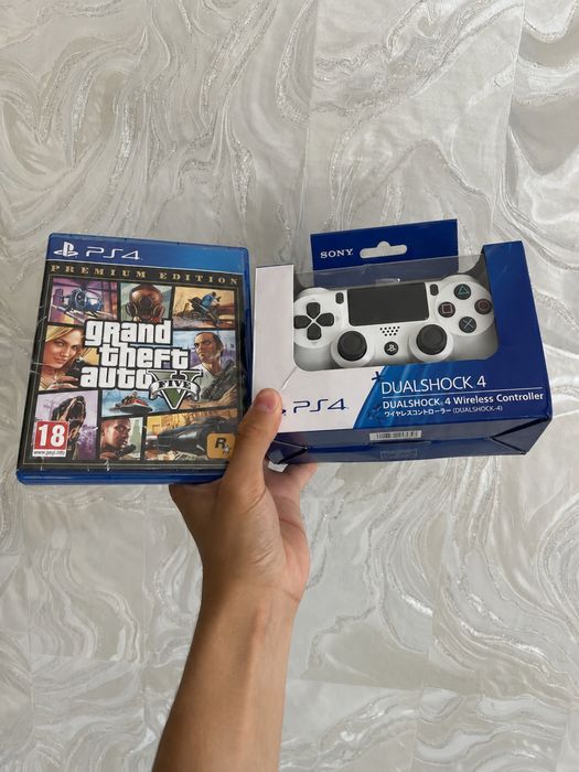 Ps 4 Pro 1000GB + GTA5 + Новый геймпад.